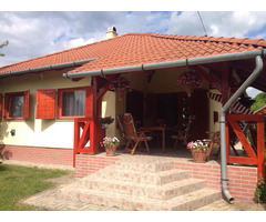 Traumhaus an dem Ufer des Markaz Sees in Ungarn zu verkaufen