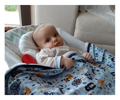 Babydecke und flaches Kissen