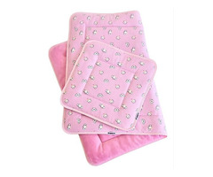 Babydecke und flaches Kissen