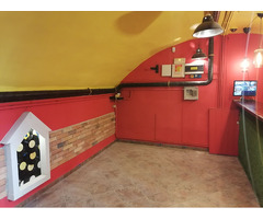 Bier- und Weinbar zum Verkauf in der Innenstadt von Budapest